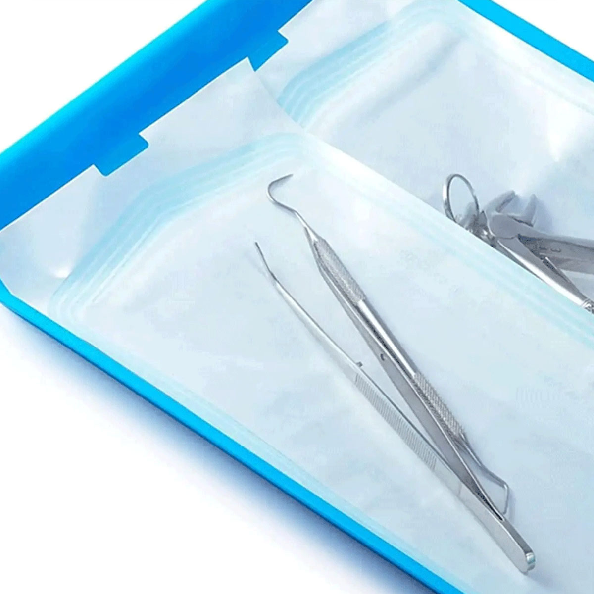 dental-instruments-in-sterilization-pouch
