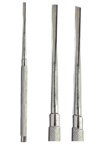 API Bone Chisel & Mallet Premium